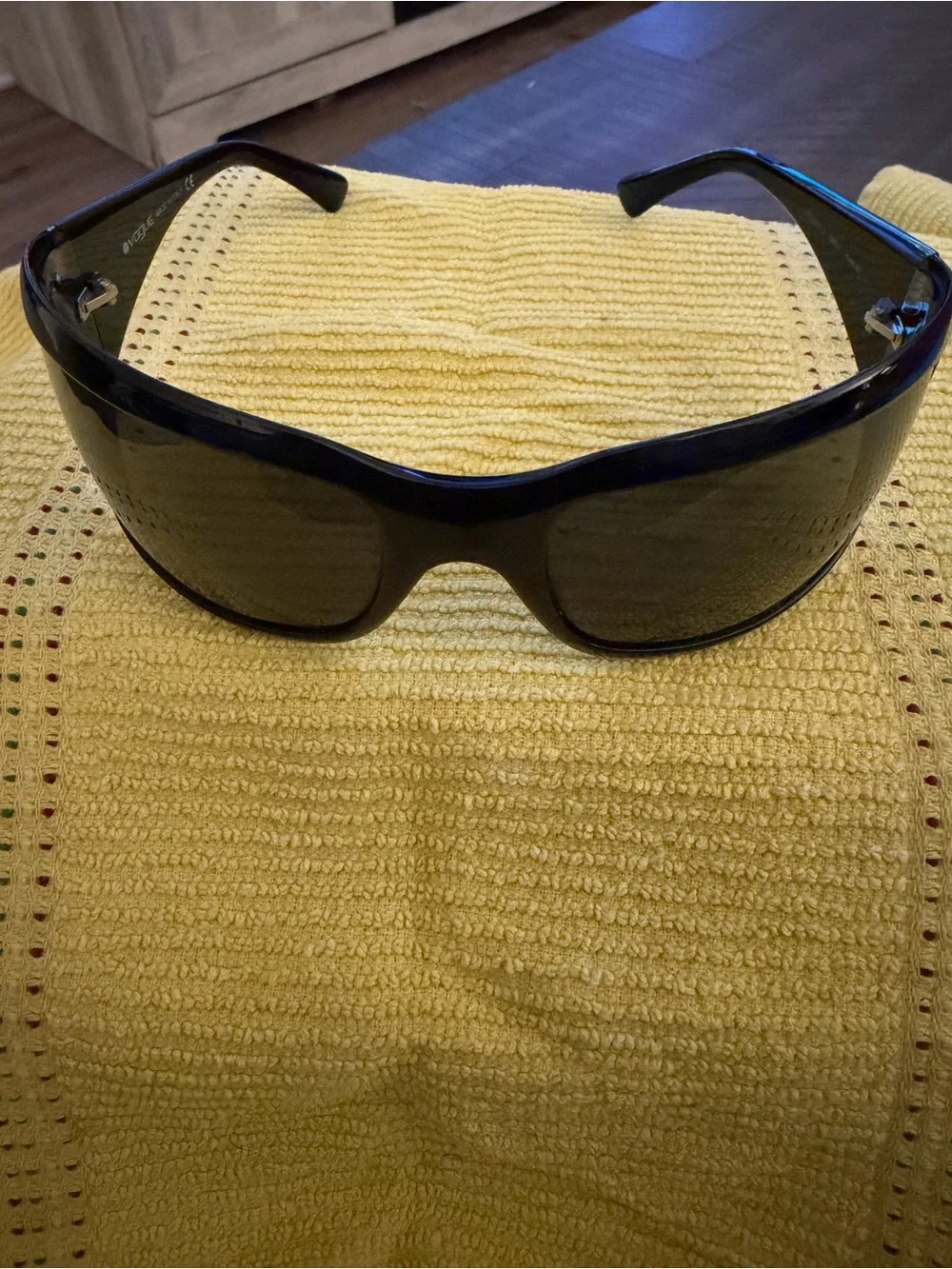 Women’s Wraparound Black Sunglasses - Sport Shield Style